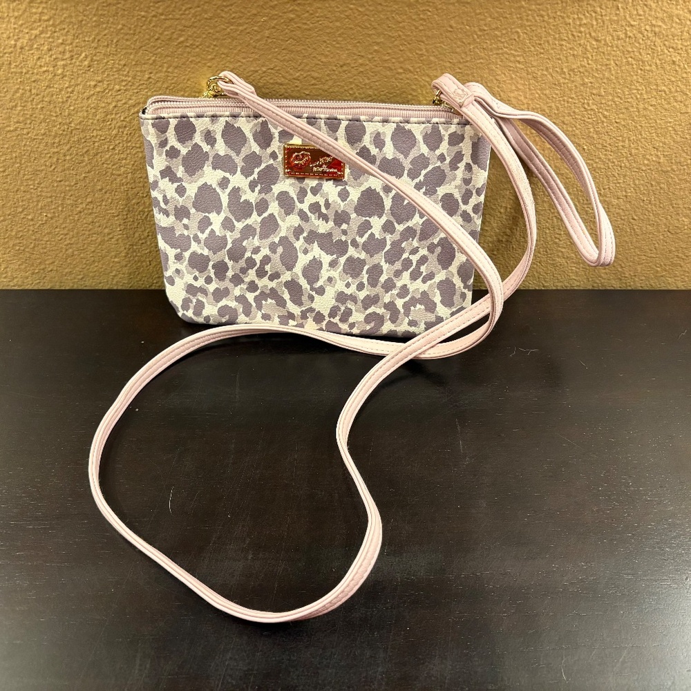 LUV BETSEY Betsey Johnson Wristlet Crossbody